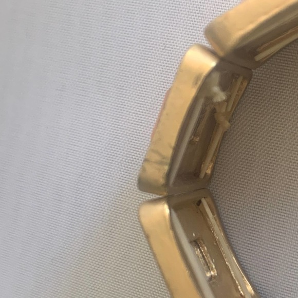 peach square gem set in gold tone bracelet NWT - Picture 4 of 5